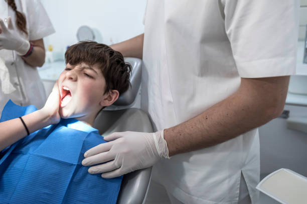 Best Cracked Tooth Emergency Dentist  in Penn Farms, PA